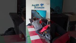 Young kid on a Panigale, playing Ride4. Motorbike simulator, Simulateur moto, Simulador de motogp screenshot 5